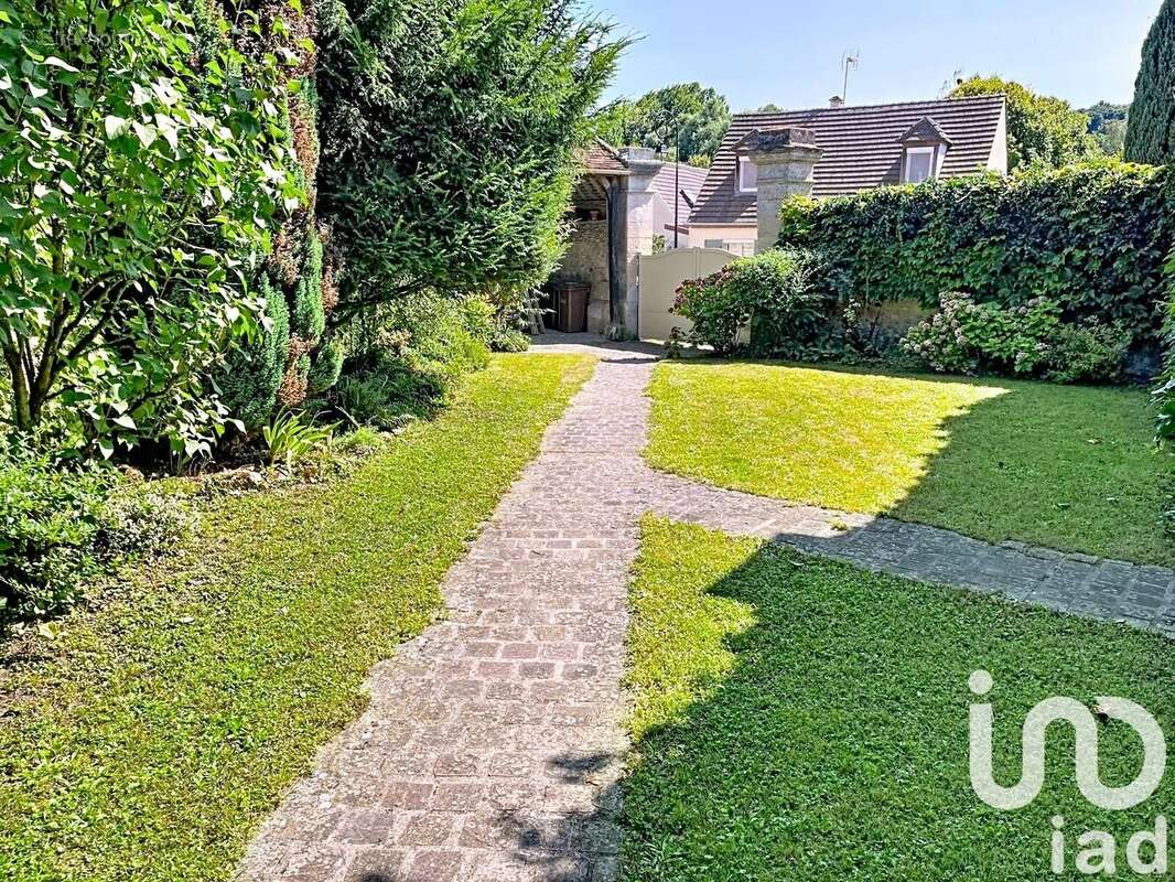 Photo 2 - Maison à NEUILLY-SOUS-CLERMONT