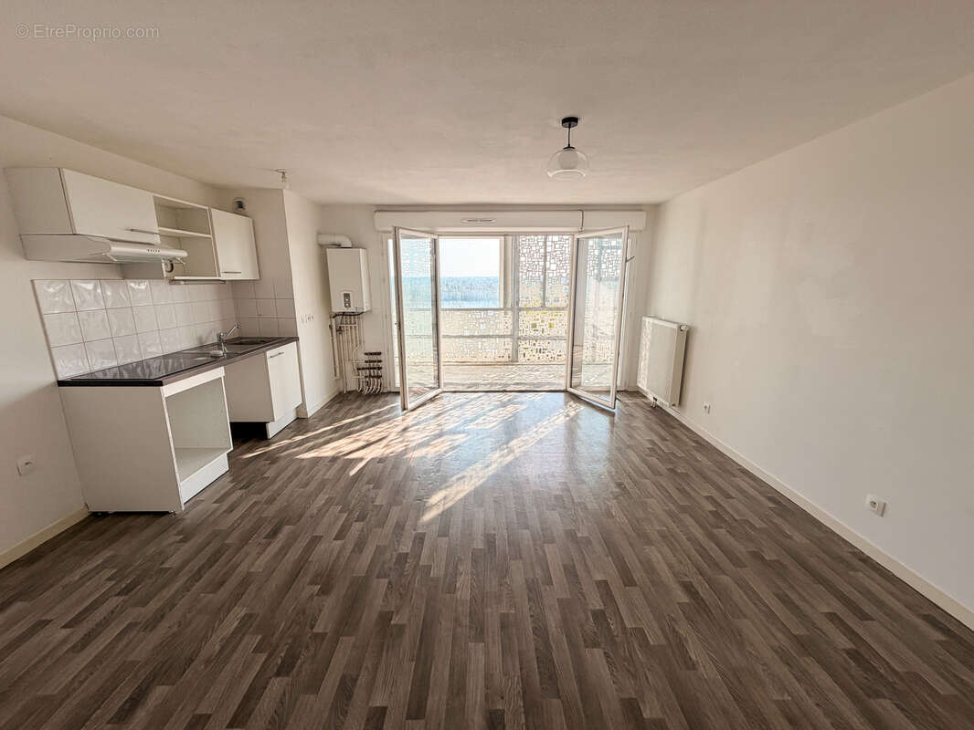 Appartement à VILLENAVE-D'ORNON