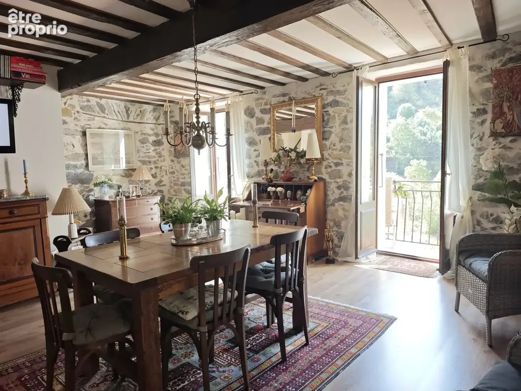 Maison de village en pierre offrant une vue imprenable - photo 7