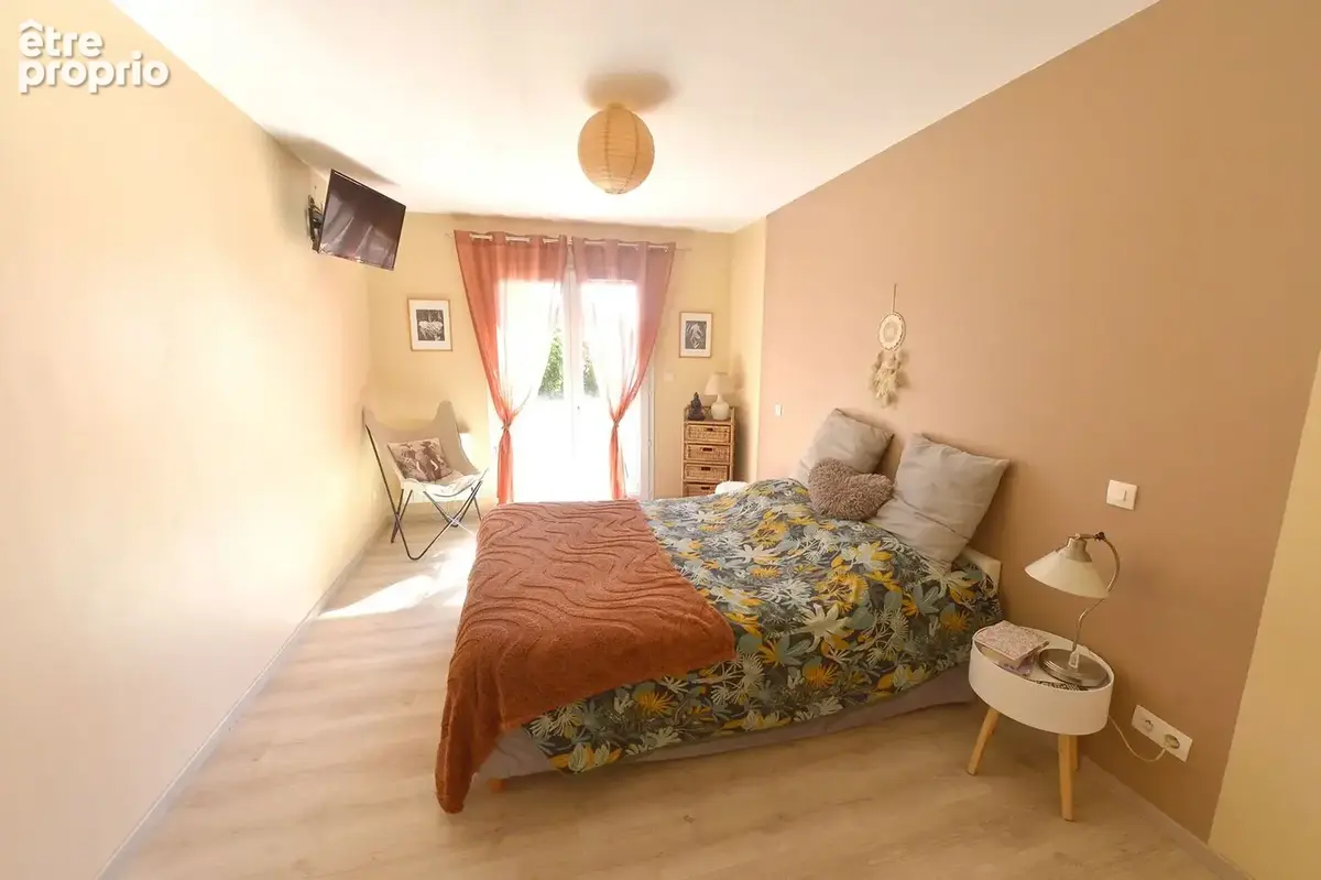 Maison 195 m² à Saint-Georges-De-Didonne  - photo 7