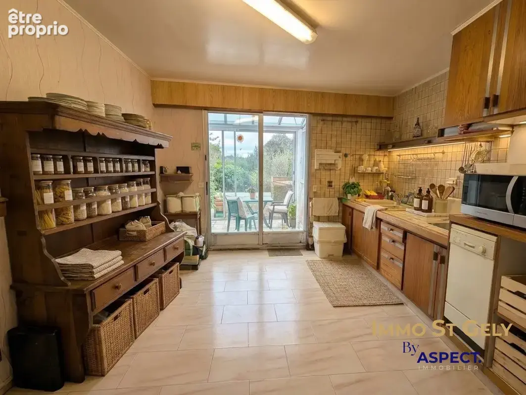 Maison 5 pièces 147 m² à vendre à Saint-Clement-De-Riviere (34980) - photo 4