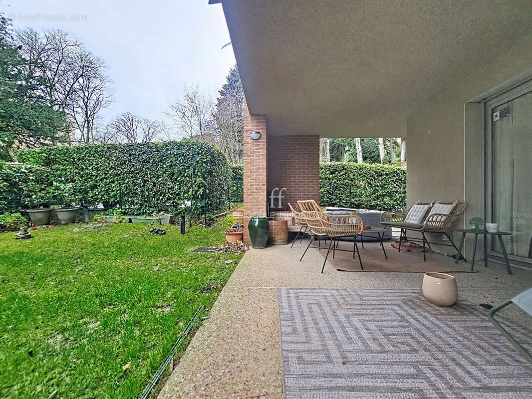 Appartement à VILLENEUVE-LES-AVIGNON