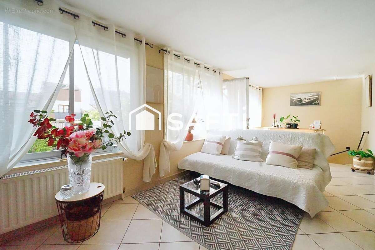 Photo 2 - Maison à MONTREUIL