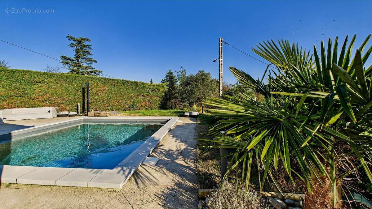 Maison à SOYONS