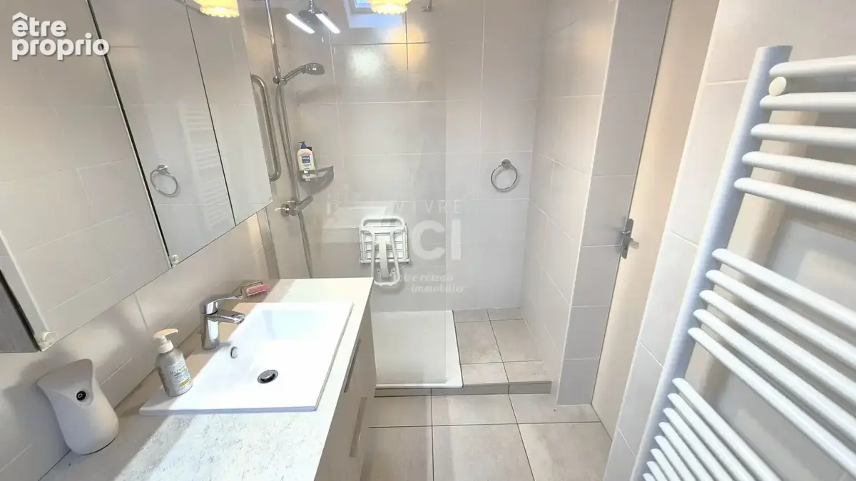 À VENDRE - Maison familiale 168m² avec vie de plain pied - photo 4