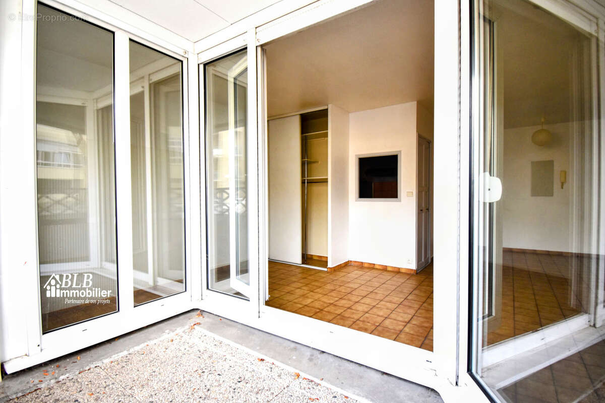 Appartement à MONTIGNY-LE-BRETONNEUX