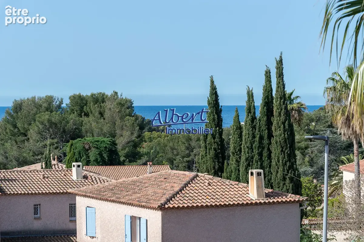 Photo Appartement à Bandol au prix de 249 000€