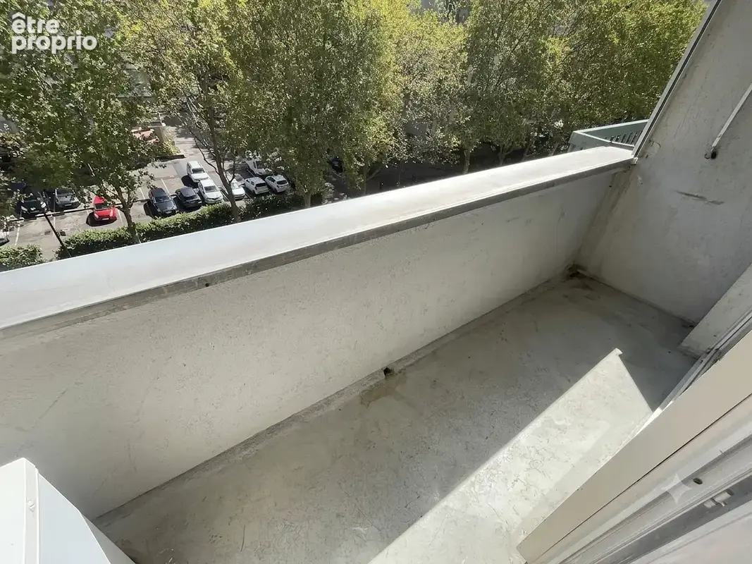Tête d'Or - La Doua : T5 lumineux avec 3 ch., terrasse, 2 loggias et vue dégagée - photo 10