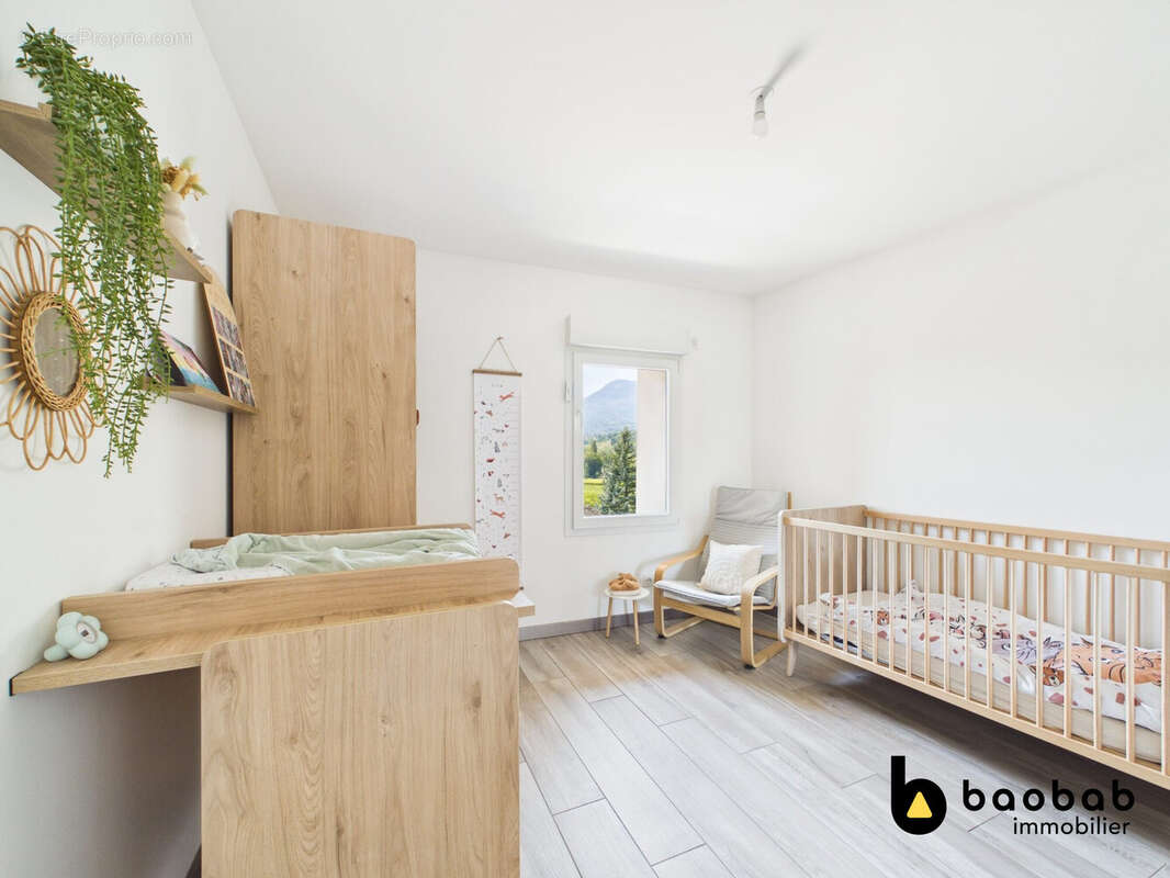 Maison 140 m² à Montmelian  - photo 7