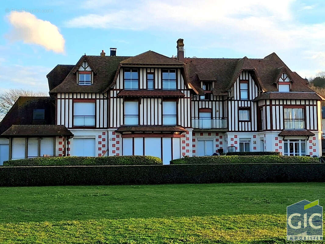 Appartement à BENERVILLE-SUR-MER