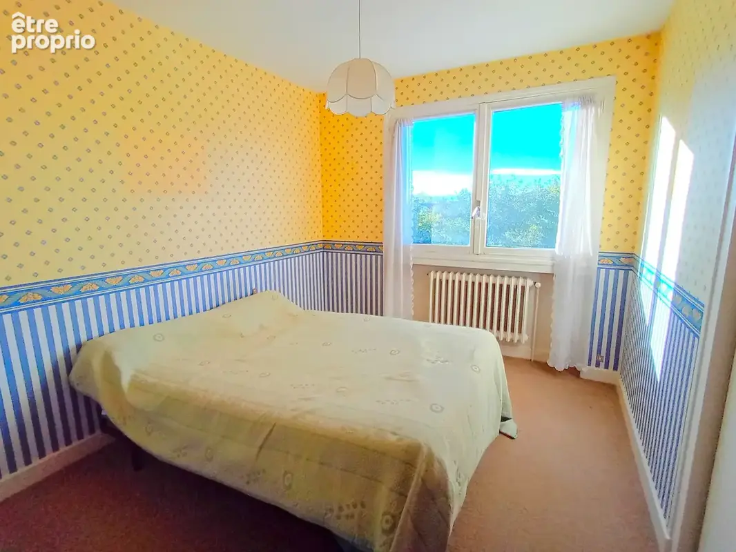 Exclusivite : saint-galmier maison sur sous sol avec grand garage et terrain - photo 7