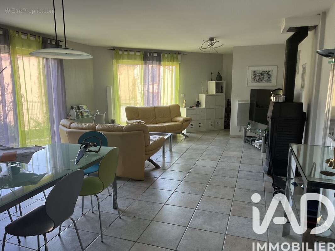 Photo 2 - Maison à RIEUX-MINERVOIS