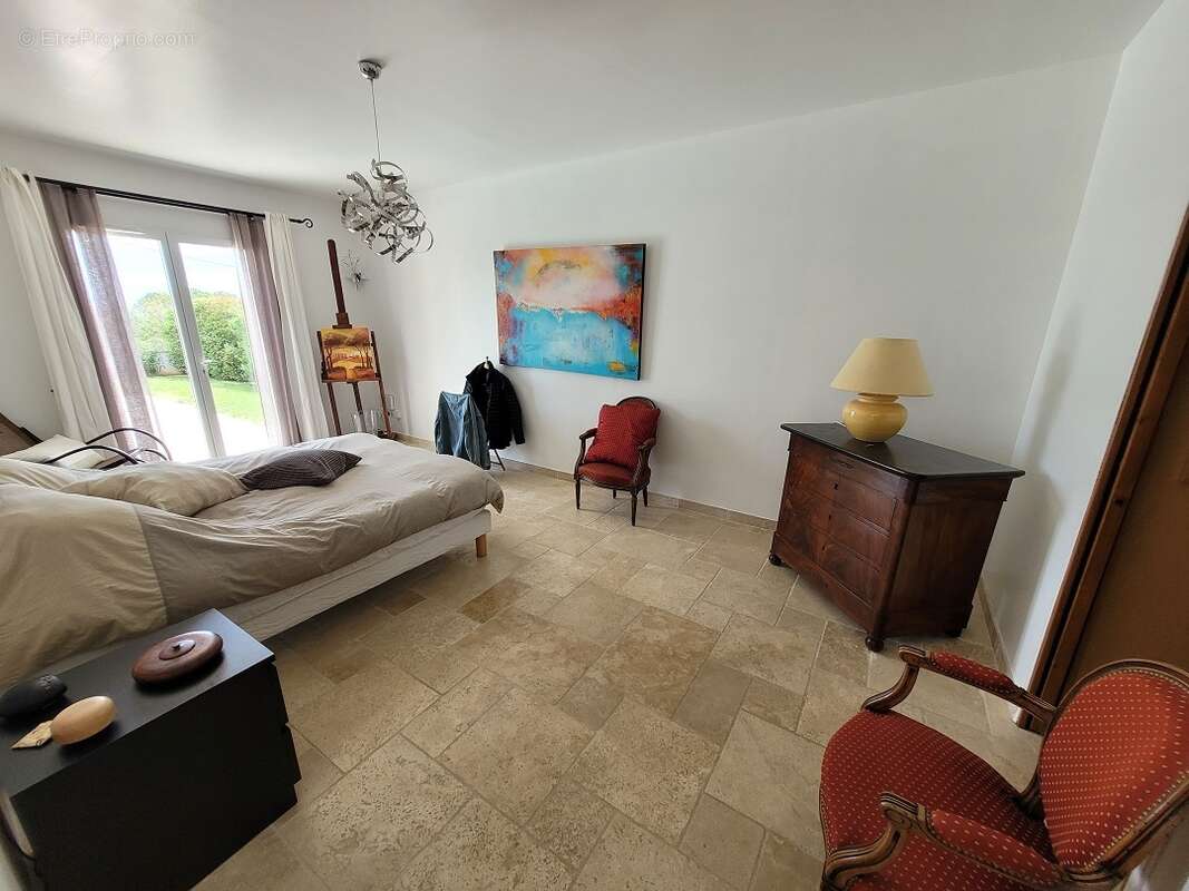 Maison à SAINT-GENIES-DE-FONTEDIT