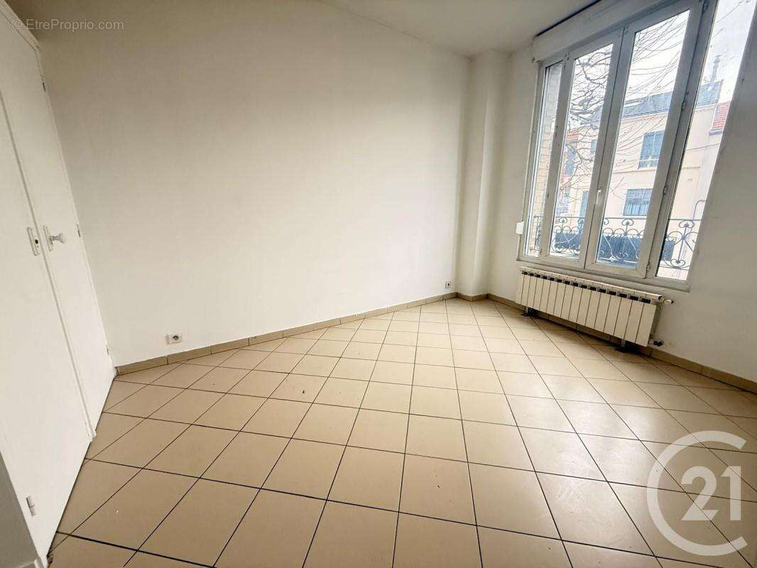 Appartement à FONTENAY-SOUS-BOIS