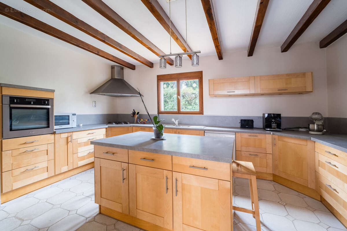 Maison à BRUGUIERES