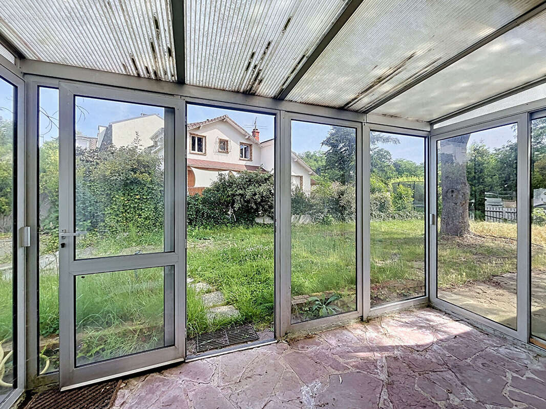 Maison à LE PLESSIS-ROBINSON