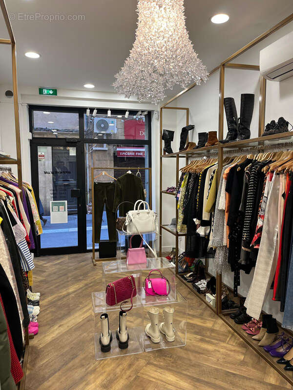 Commerce à AIX-EN-PROVENCE