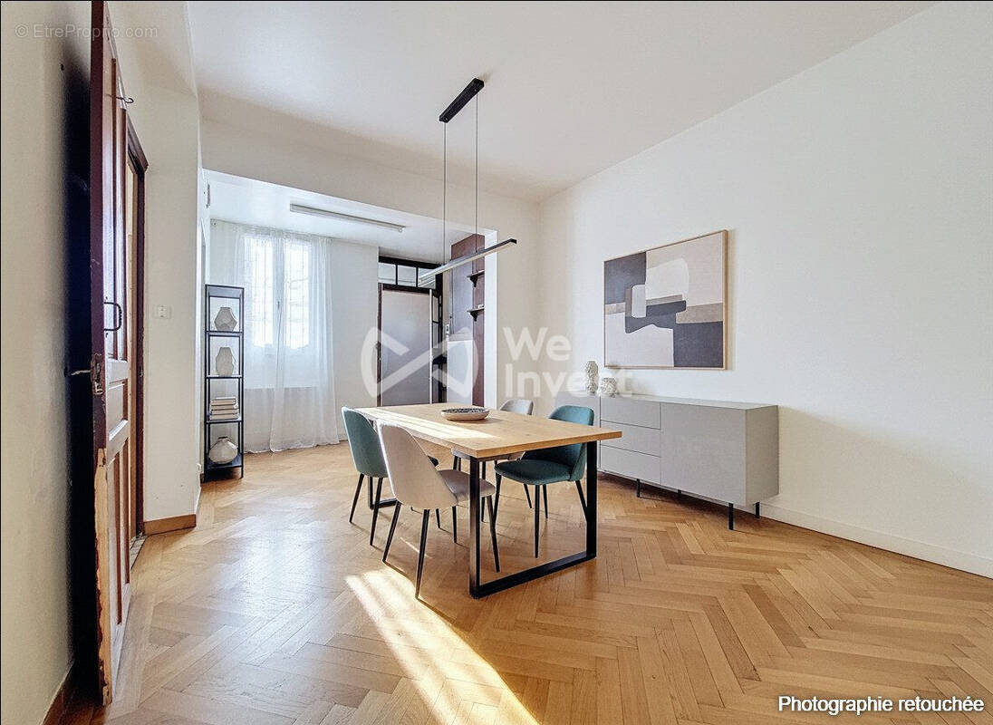 Appartement à NAY