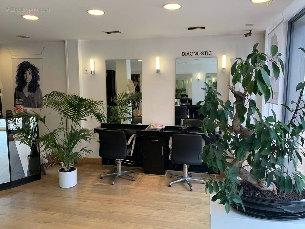 Commerce à SAINT-MAUR-DES-FOSSES