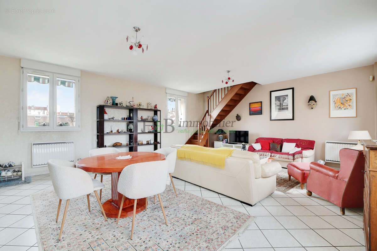 Appartement à MAISONS-ALFORT