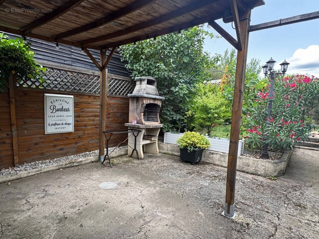 Appartement à THIAIS