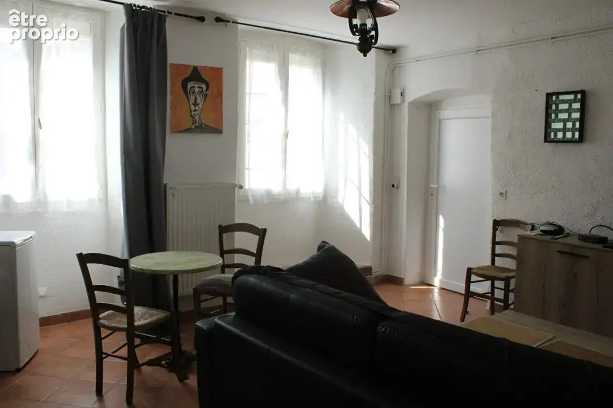 Maison avec 4 appartements indépendants en centre ville de Langogne - photo 4
