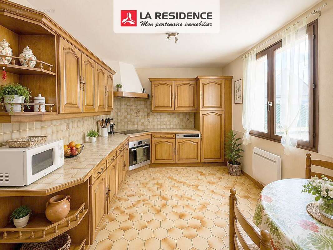 Maison à ROSNY-SUR-SEINE
