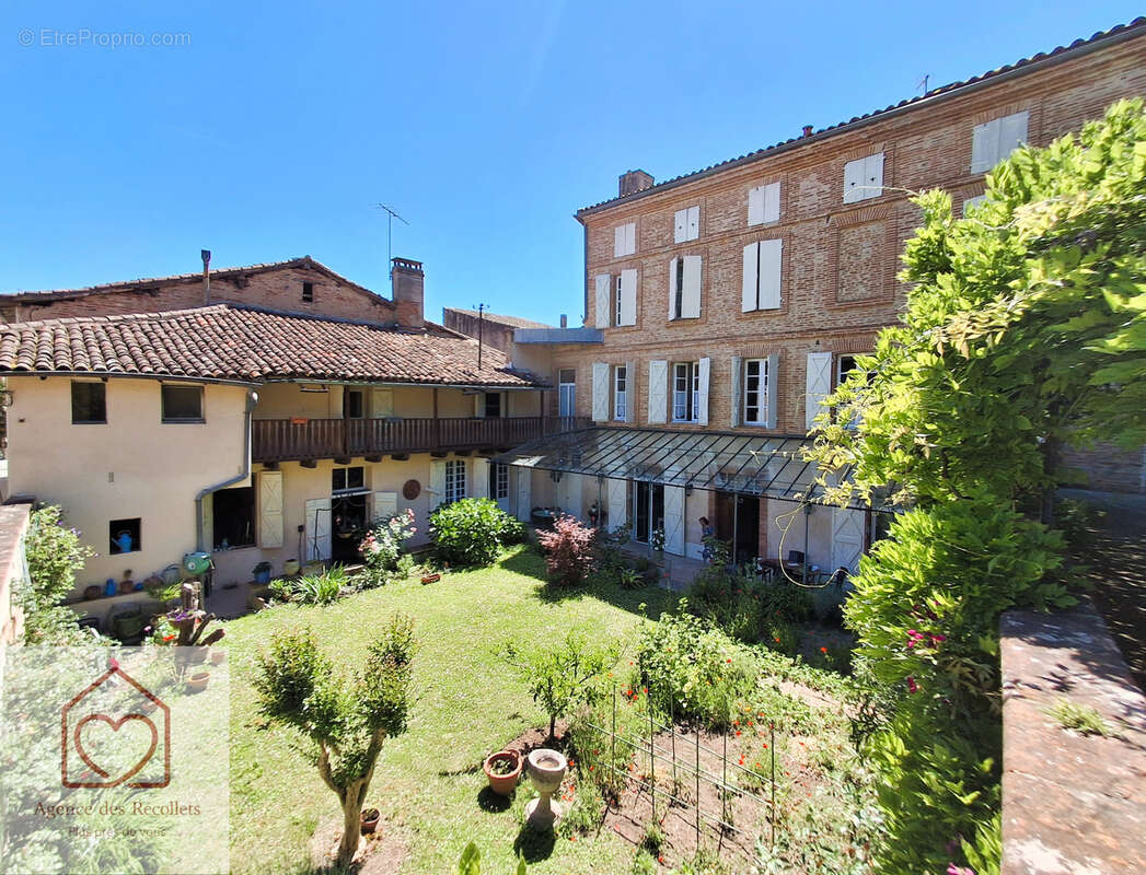 Maison à MOISSAC