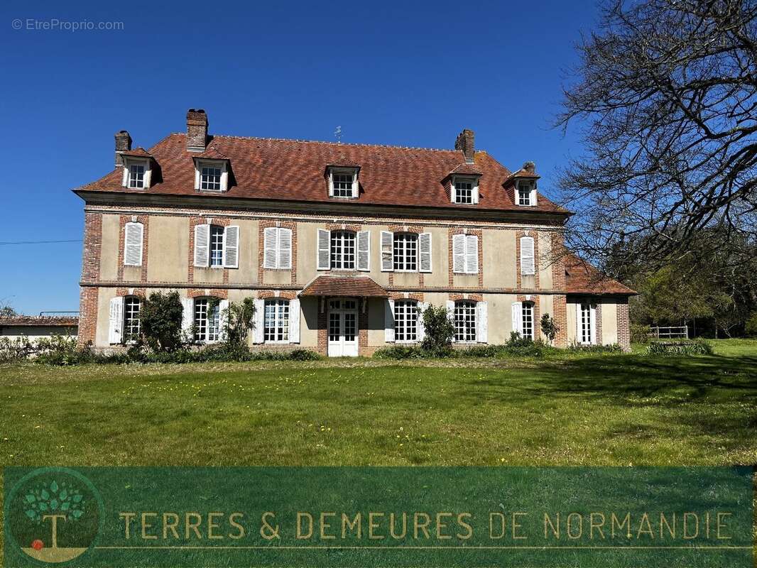 Maison à CORMEILLES