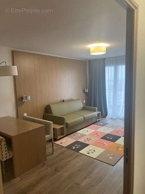 Vente appartement T2  - résidence de tourisme  à Carrières-sur-Seine - photo 3