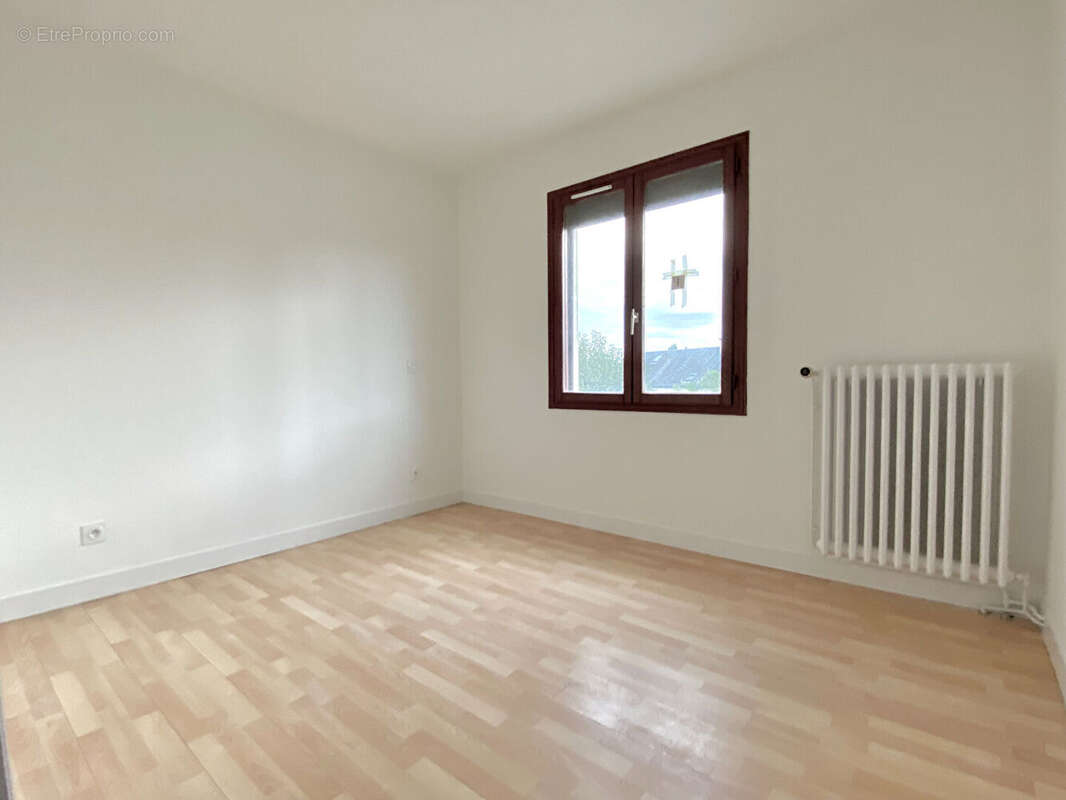 Appartement à BALLAN-MIRE