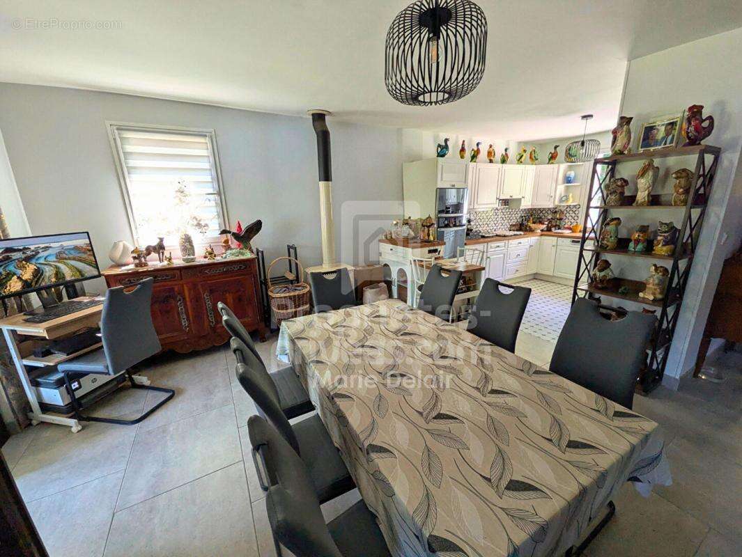 Maison à NEUVY-SUR-LOIRE