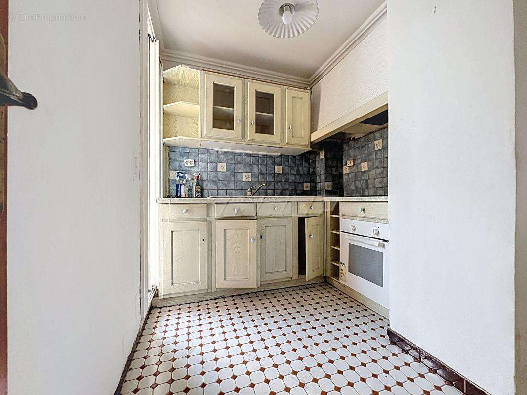 Appartement à MARSEILLE-9E