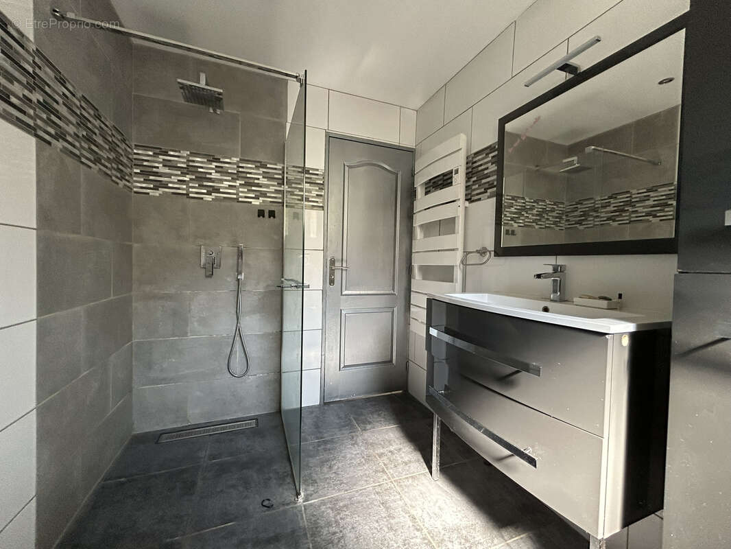 Maison individuelle dans un quartier calme - photo 7