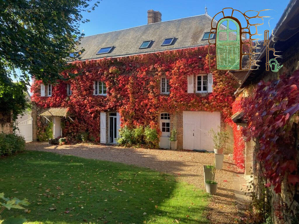 Maison à SARGE-SUR-BRAYE