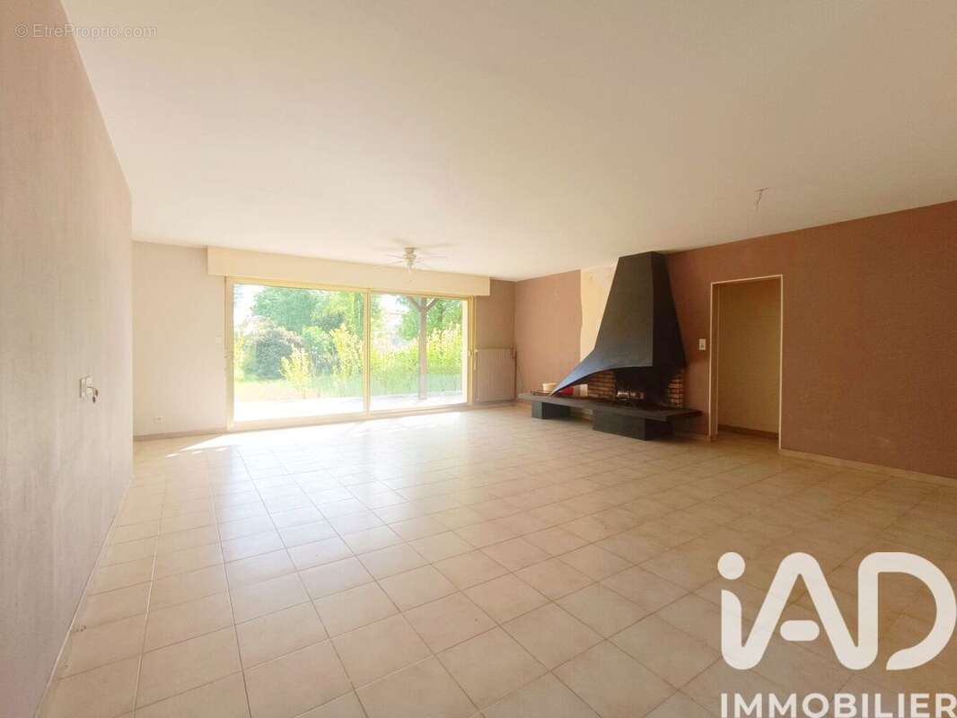 Photo 3 - Maison à LE BERNARD