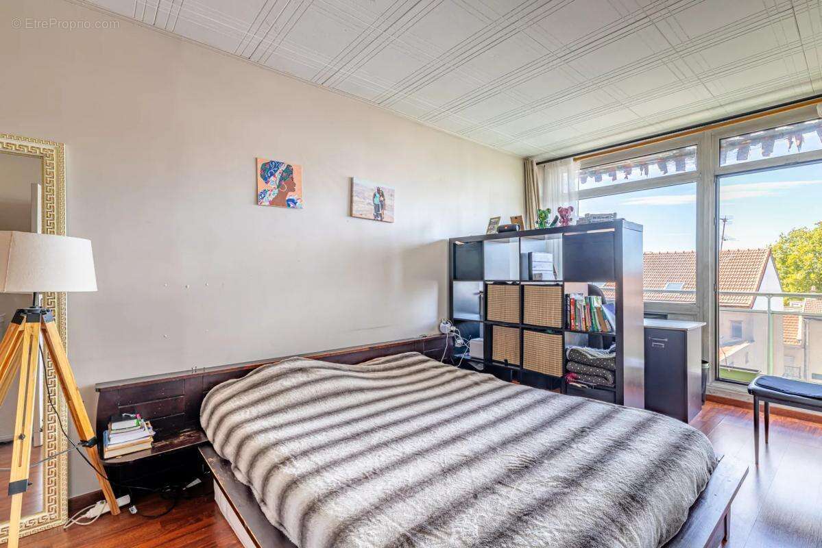 Appartement à LIVRY-GARGAN