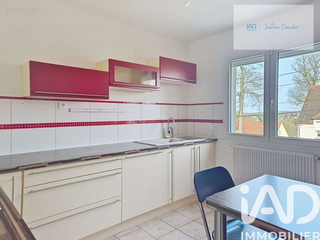 Photo 8 - Maison à LE COUDRAY-MONTCEAUX