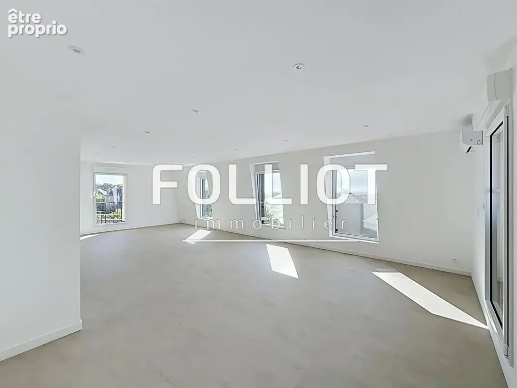 A VENDRE Appartement Avranches 4 pièce(s) 97 m2 - photo 3