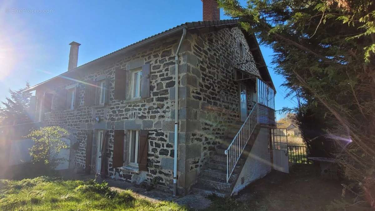 Maison à MAZET-SAINT-VOY