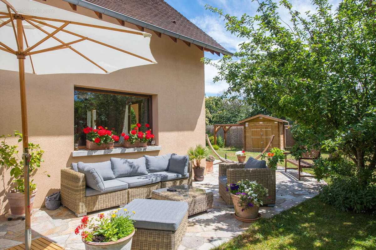 Maison à FEUCHEROLLES