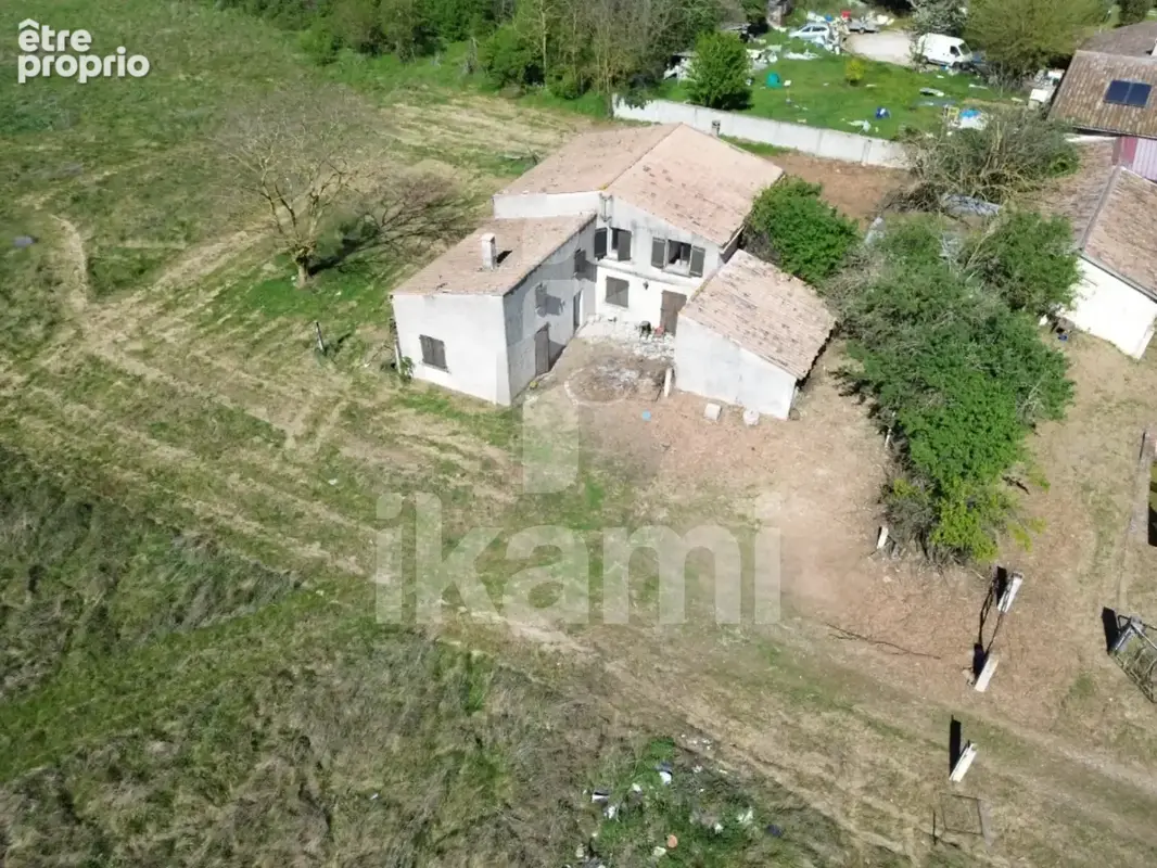 Maison à rénover avec potentiel de valorisation et division possible - photo 2