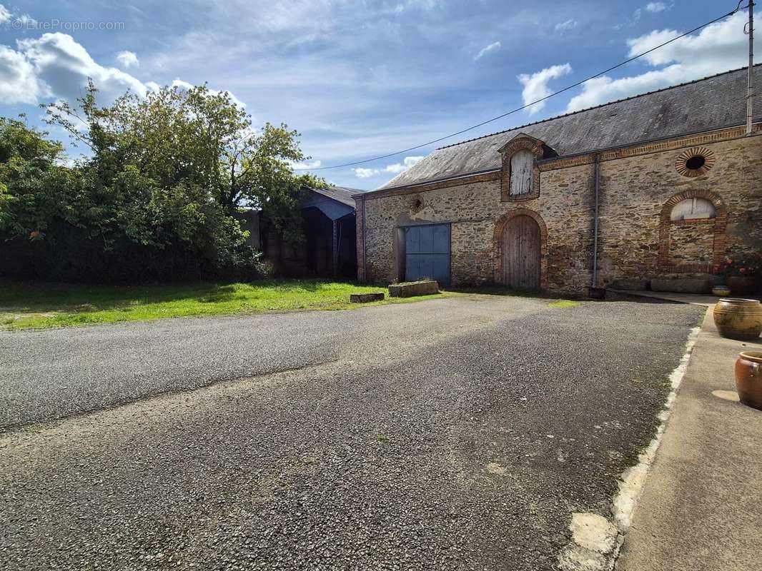 Maison à LE LION-D&#039;ANGERS