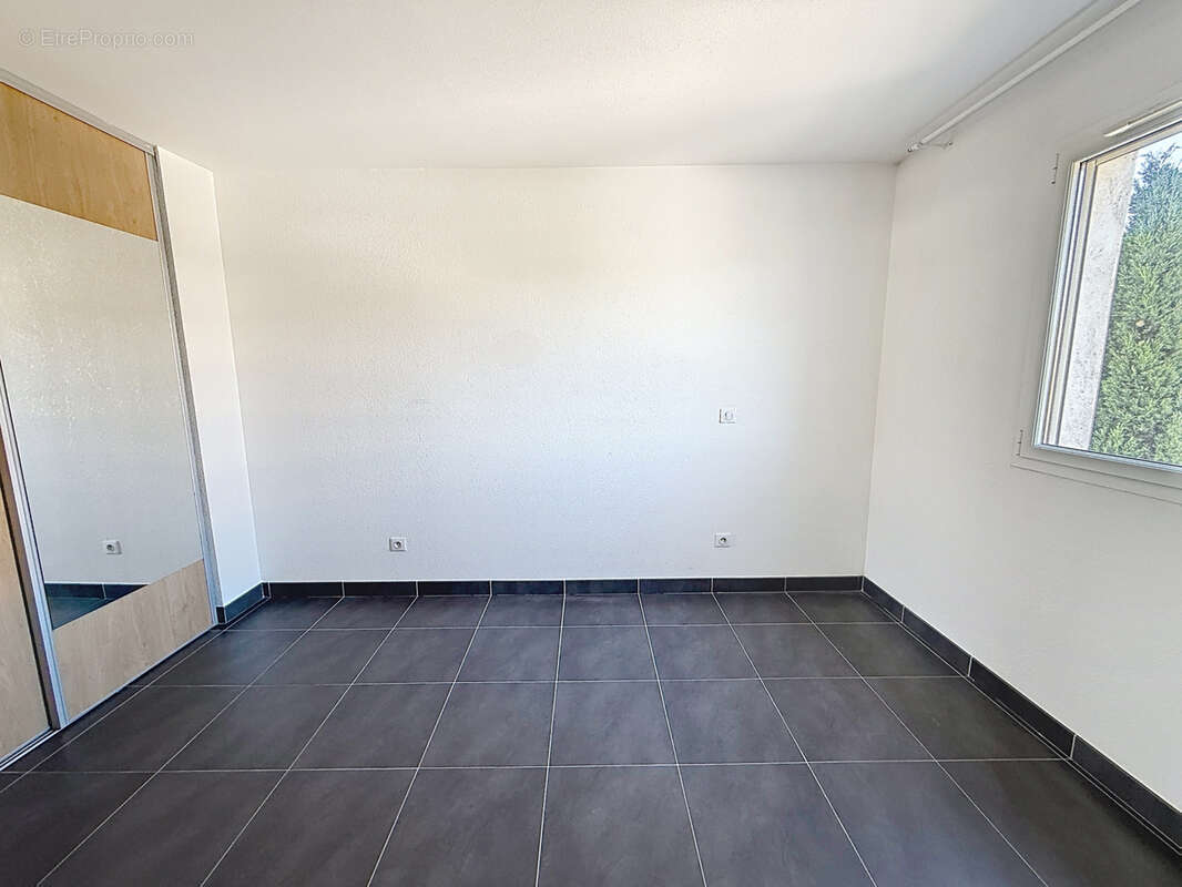 Appartement de type 3 accès centre ville à pieds - photo 4