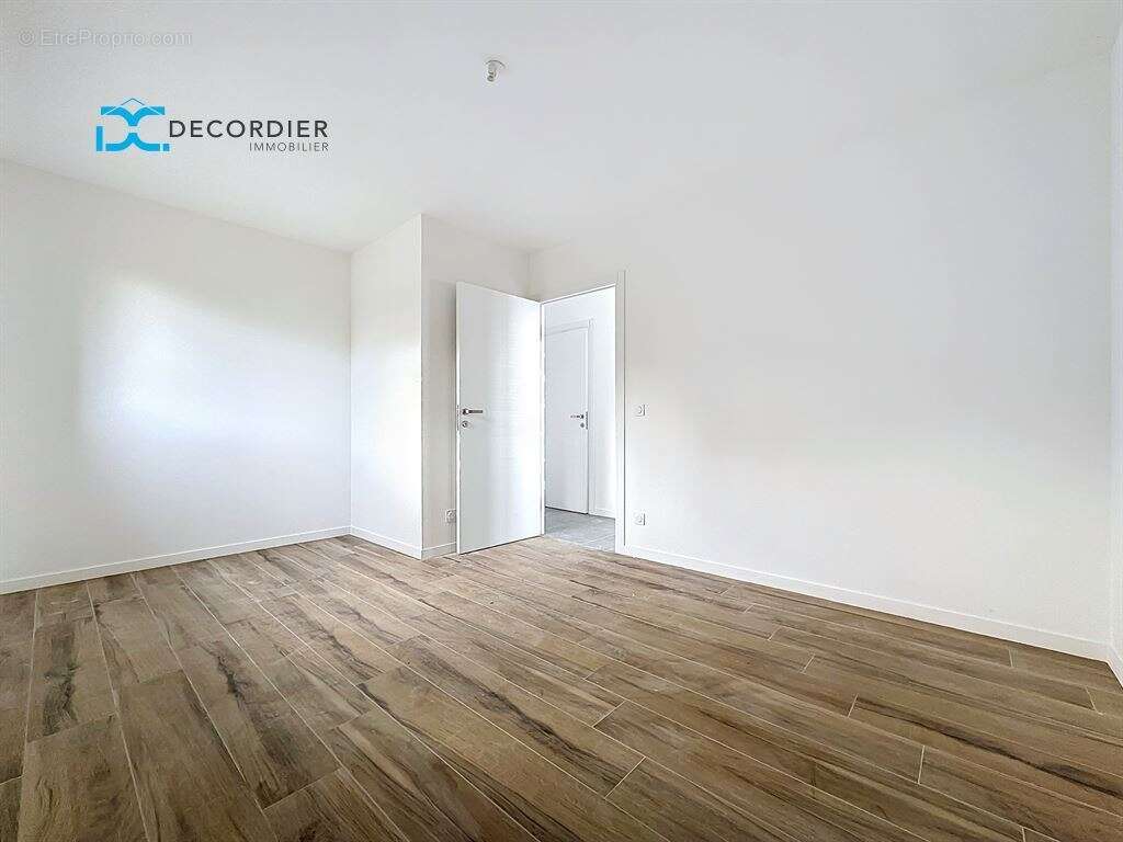 Appartement à NEUVECELLE
