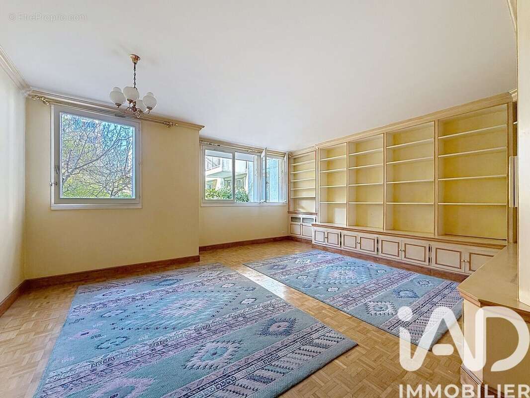 Photo 2 - Appartement à CLICHY