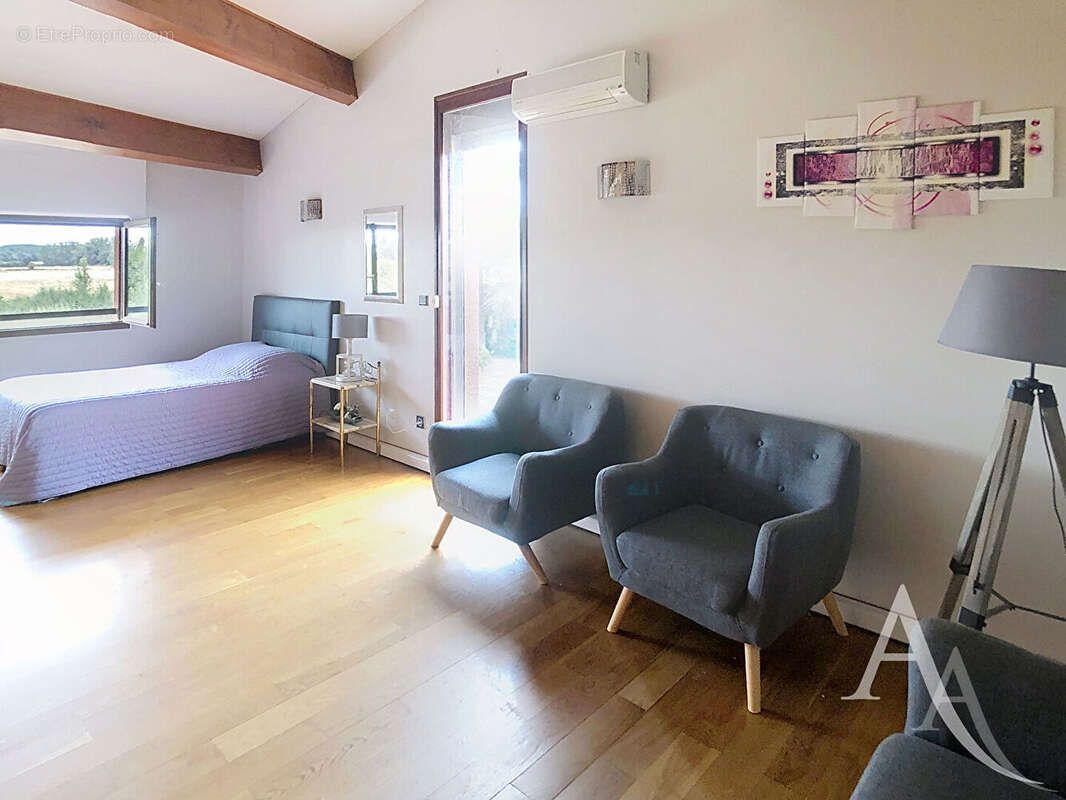 Maison LHERM 6 Pièces 244 m² sur 2600m² de parcelle - photo 2