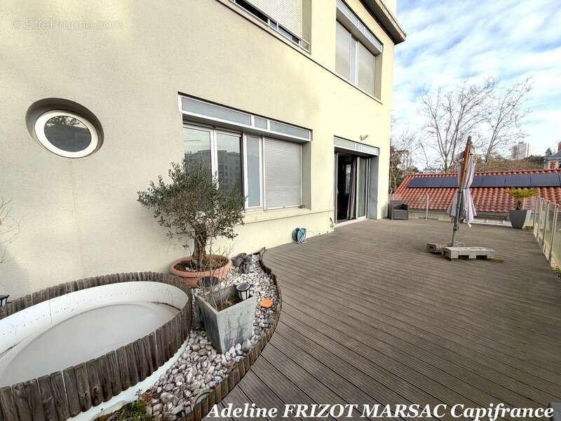 Appartement à SAINT-ETIENNE