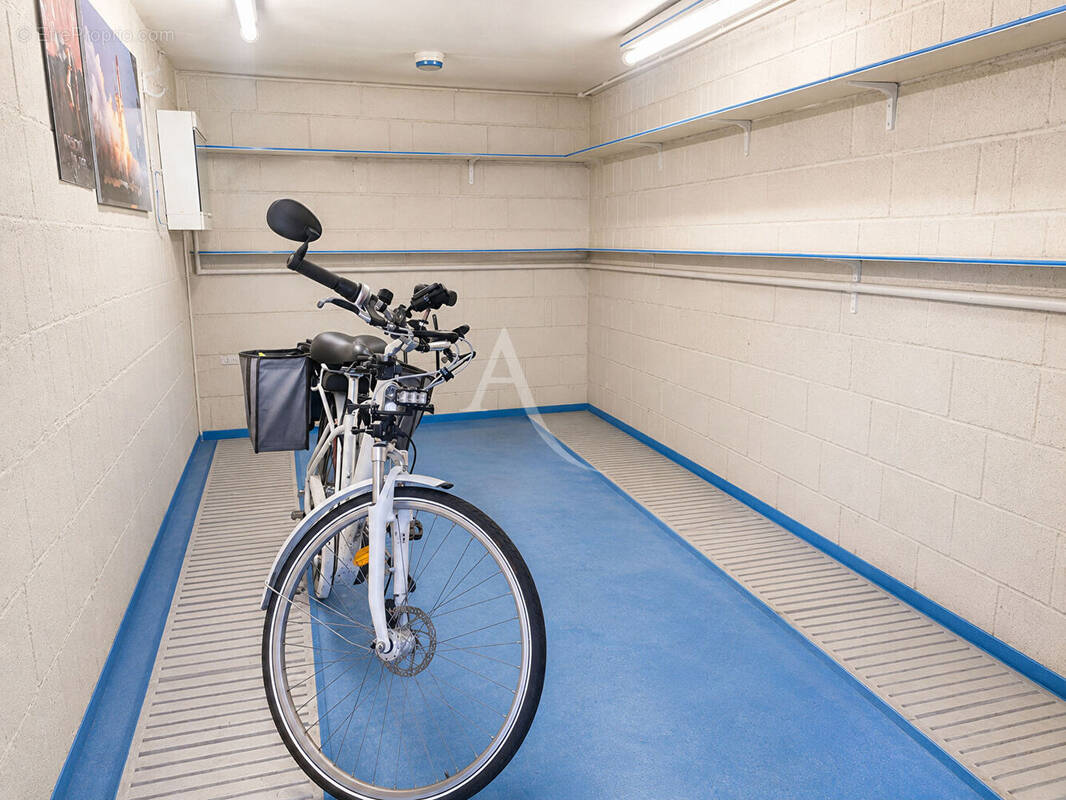 Parking à CHAMPIGNY-SUR-MARNE