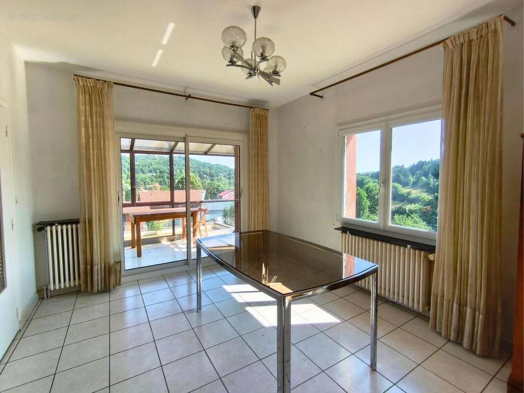 Maison 115 m² à Aydat  - photo 4